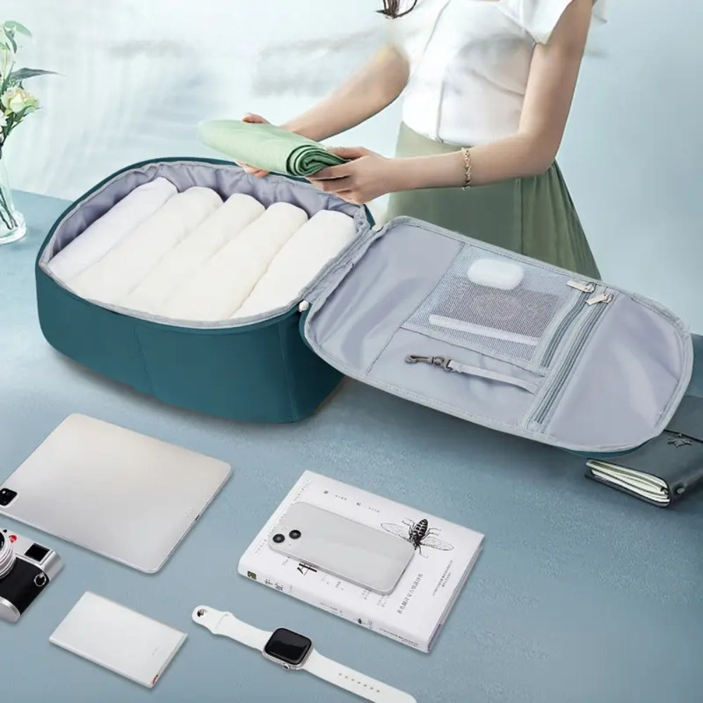 Cabin-Size Travel Backpack – Lightweight, Water-Resistant, with USB Port